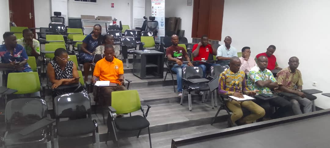 abidjan-crise-sociale-nc-l-insitut-national-de-santno-publique-insp-deux-mois-de-salaires-impaynos-les-contractuels-lancent-un-appel-nc-l-a-aide