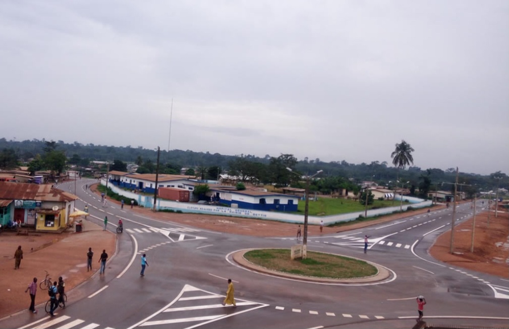 c-te-d-ivoire-b-tti-sous-couvre-feu-apr-s-des-troubles-de-protestation-provoqu-s-par-de-jeunes-gens