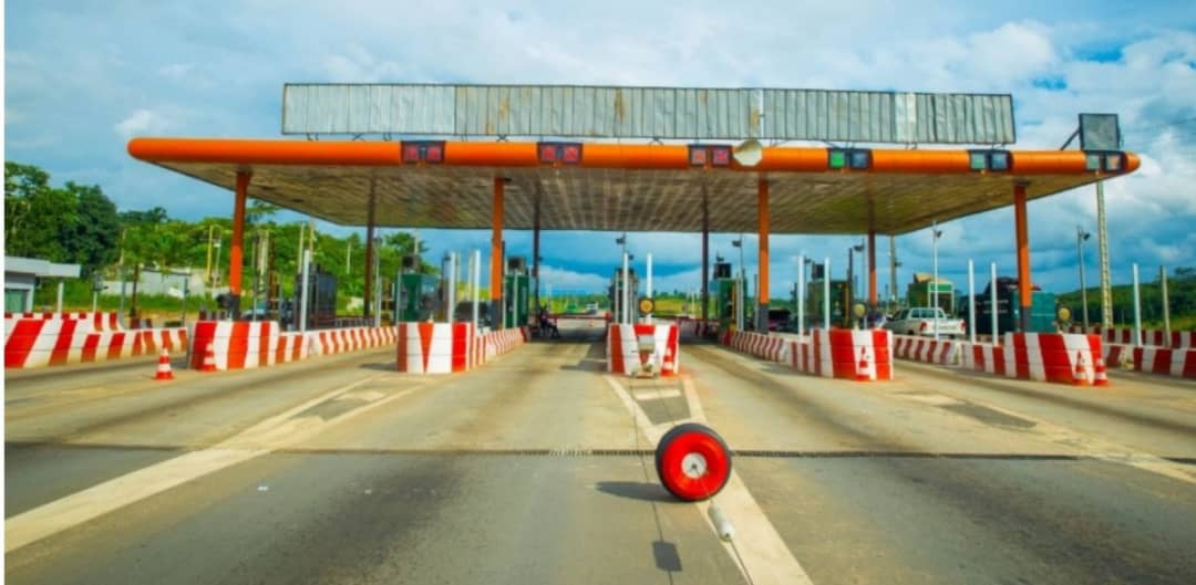 c-te-divoire-le-minist-re-de-l-quipement-et-de-lentretien-routier-d-ment-la-baisse-des-p-ages-et-annonce-une-r-vision-future-des-tarifs