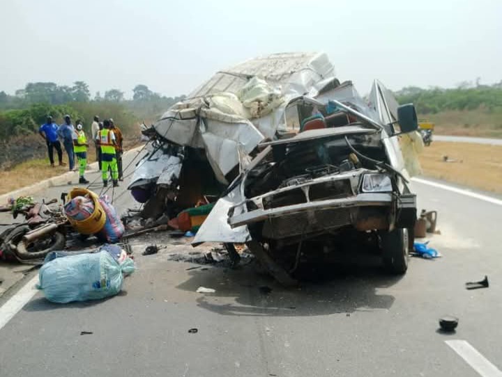 cn-te-d-039-ivoire-accident-tragique-sur-l-039-axe-abidjan-bouakno-6-morts-et-18-blessnos