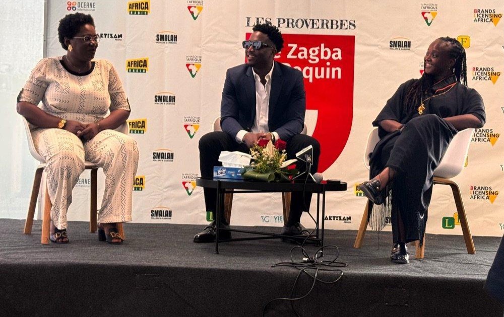 zagba-le-requin-presente-son-recueil-les-proverbes-de-zagba-le-requin-au-salon-du-livre-africain-de-paris