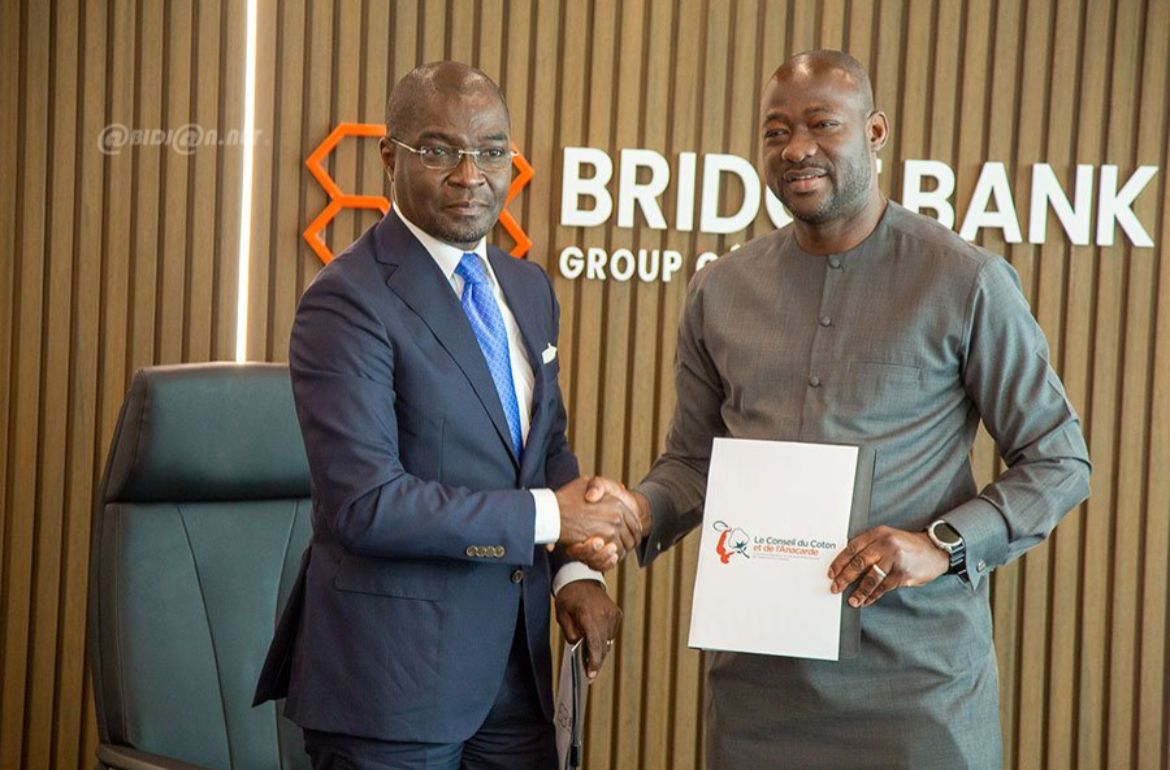 deux-partenariats-financiers-majeurs-signes-pour-soutenir-la-filiere-coton-anacarde-en-cote-divoire