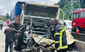 68553385a7026-banco_accident.jpeg