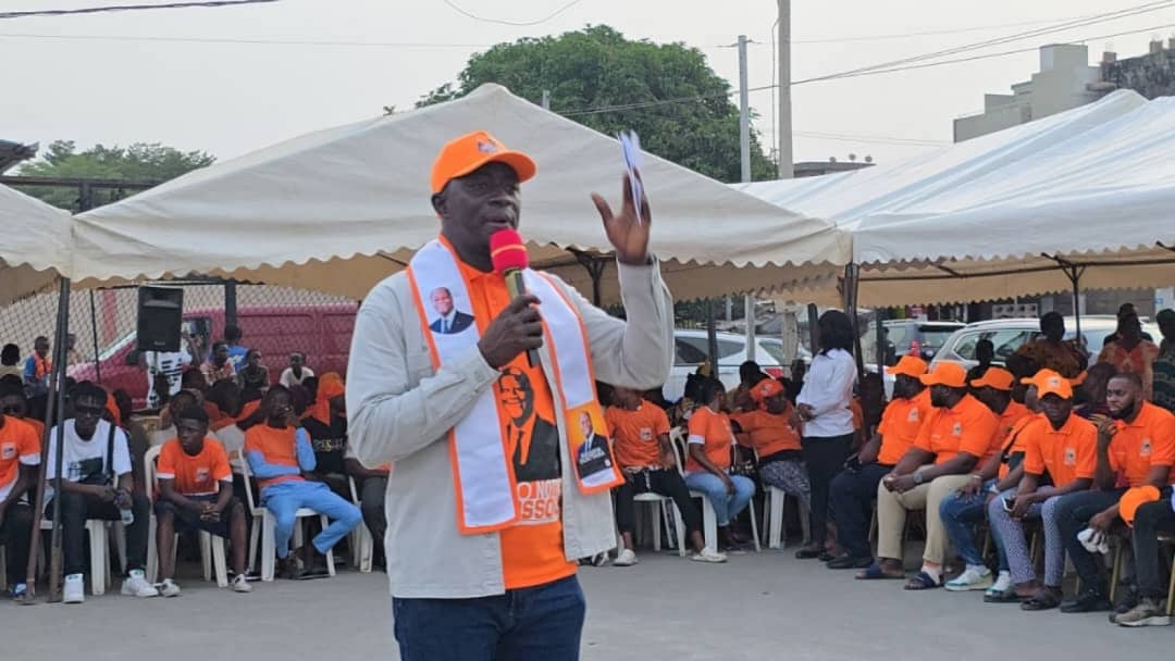 presidentielle-2025-la-jeunesse-du-rhdp-mobilisee-pour-une-reelection-dalassane-ouattara-des-le-premier-tour