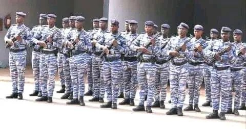 coup-de-filet-a-issia-57-orpailleurs-arretes-un-arsenal-saisi-par-le-pc-tac